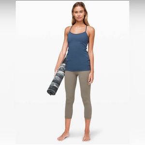 Lulemon power Y back tank sz 8